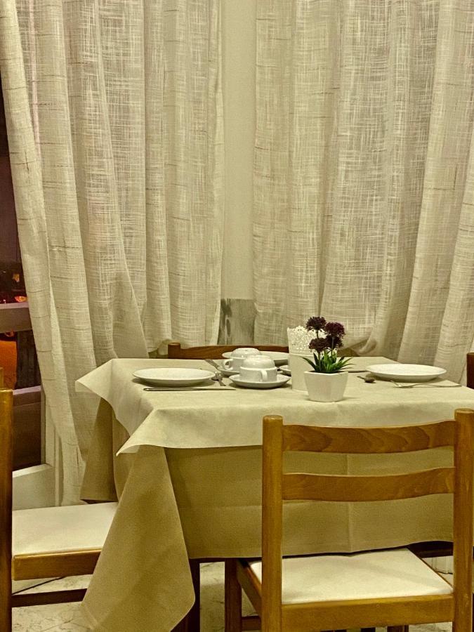 Villa Derna Ρίμινι Εξωτερικό φωτογραφία